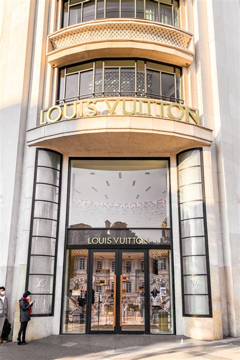 tips for buying louis vuitton in paris|best louis vuitton store paris.